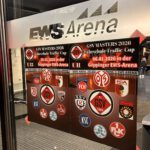 EWS Arena fest in Fußball-Hand